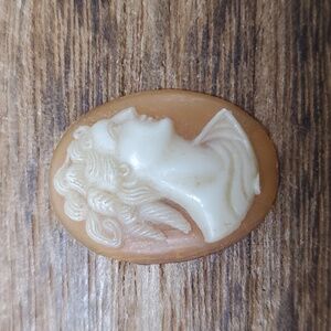 Antique hand carved high relief shell cabochon collectible rare find